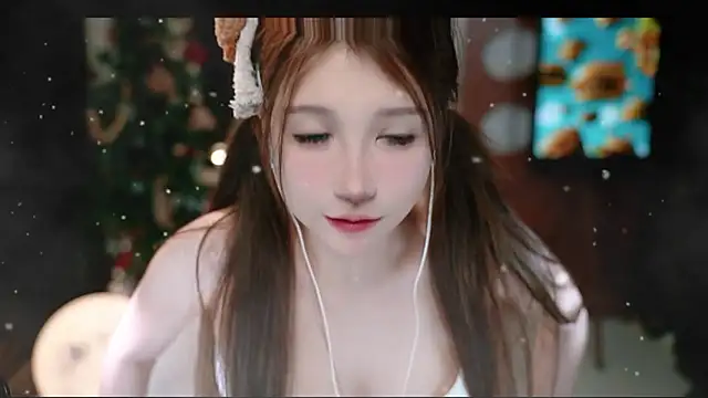 美女KKEHBYBA在线直播