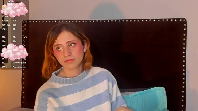 seraphine_star Live Webcam on Stripchat