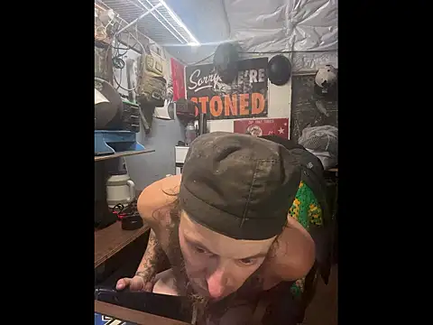 clouddadddyyy420 (M young) - smoke and stroke