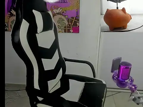 queen_findom1 - Queen_findom1's free webcam - UK Sex Cams