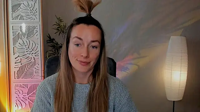 RebeccaMartinez webcam