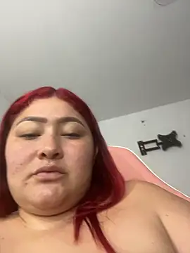 Webcam Model (Rouse-Antonella_)  is live.Free join now!