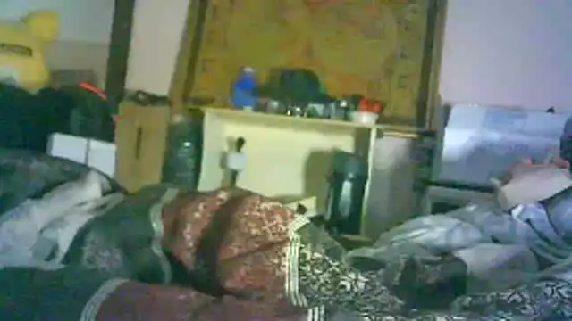 ON3YOULLN3VER_FIR3 webcam