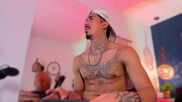 Donovan_Desmond webcam