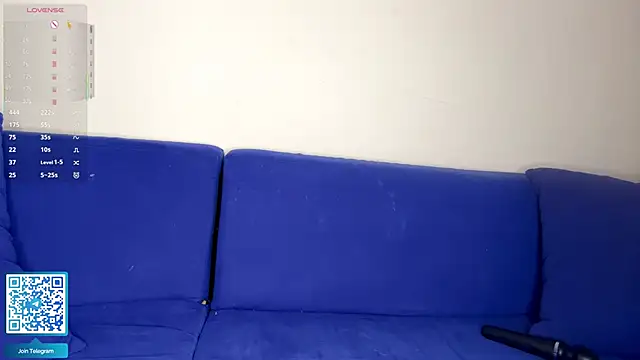 ErlinaBuoy from StripChat is Freechat