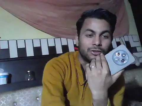 Stubborndesiboy webcam