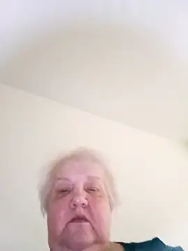 HapinessLovee webcam