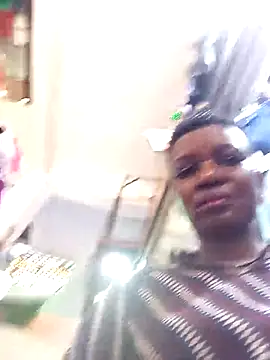 hailey_baileyxyz (F milf) - Buy me a car