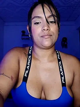 victoria_roussee webcam