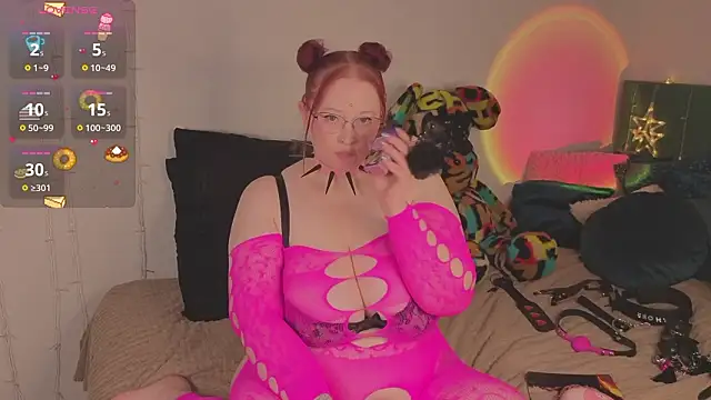 MilanaSkyingg webcam