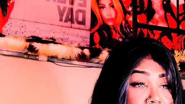 indian_dreamgirl webcam