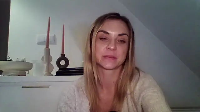 ashley_xlove - Ashley_xlove's free webcam - UK Sex Cams