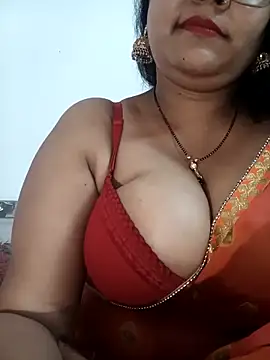 nyra-23 - Nyra-23's free webcam