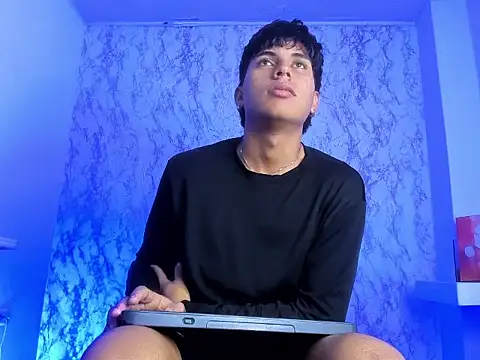 valentino_lane - Valentino_Lane's free webcam