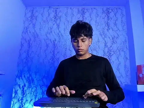 Valentino_Lane webcam