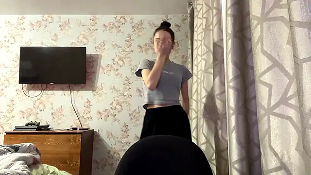 PagedLard – webcam model profile photo