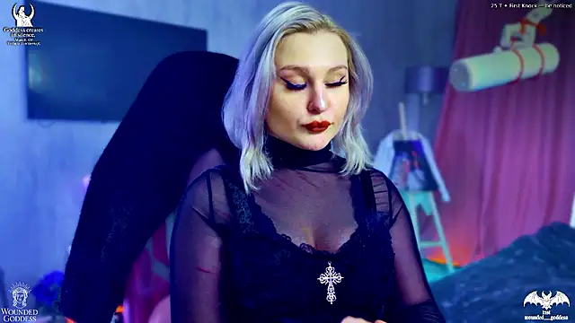 Wounded_Goddess_ webcam