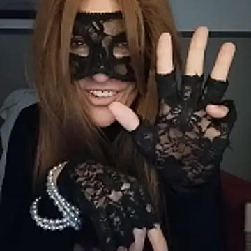 23Milly from StripChat is Freechat