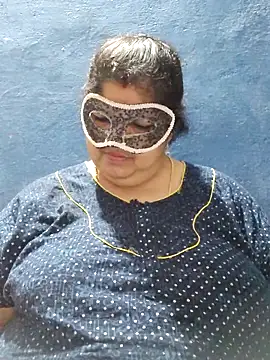 Webcam Model (tamilthanushri)  is live.Free join now!