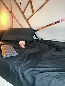 Celeste_Valencia_'s room