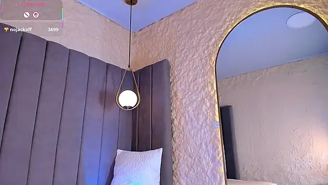 Elise_Diamond webcam