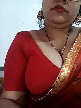 nyra-23 - Nyra-23's free webcam