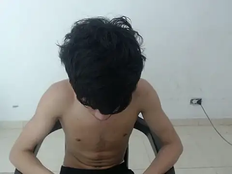 twink_straight_ webcam