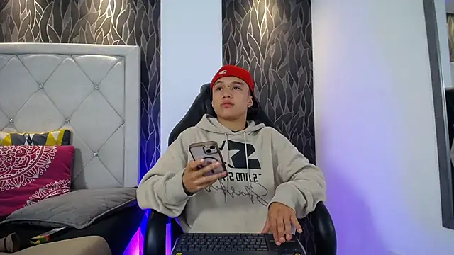 Dominik_Souza webcam