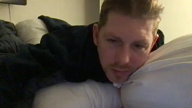 God_Of_ThundeRR webcam