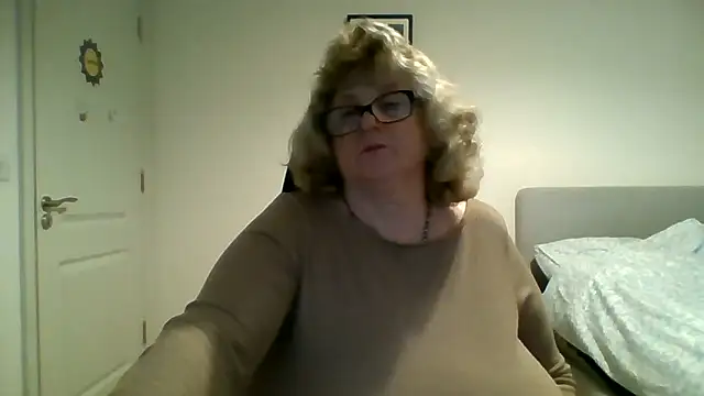 norajohnson6 - NoraJohnson6's free webcam - UK Sex Cams