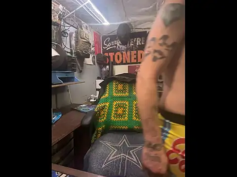 CloudDadddyyy420 webcam