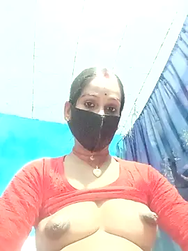 Nandani-758 webcam