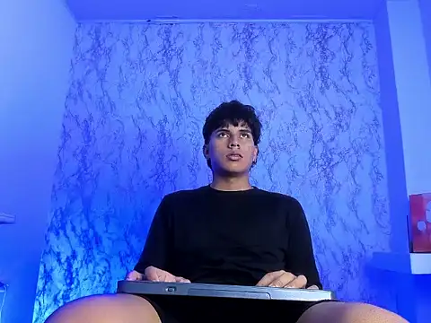 Valentino_Lane webcam