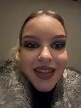 I'll be on air in a public place. I need to be careful, but I want to have fun 💦❤️ PVT Open 