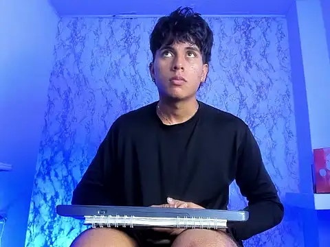 Valentino_Lane webcam