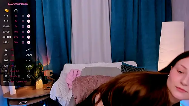 velvet_cherry_ webcam