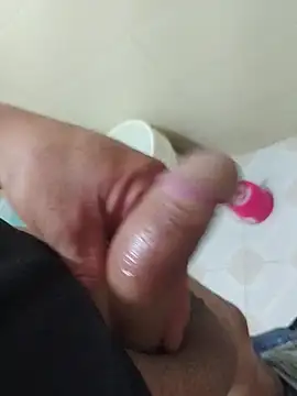 Oscarinylupis2328 webcam