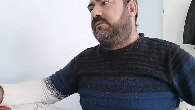 big_snakee (Ask my age) - Does anyone want sperm? :wanker: