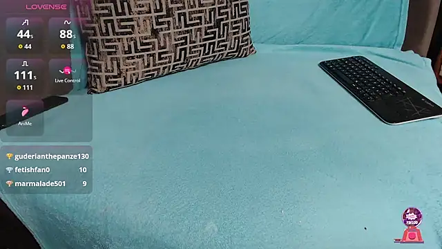 lovingfeetheels webcam