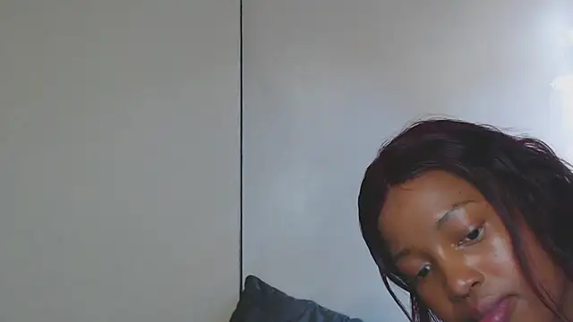 hotsexycindy (F teen) - finger pussy