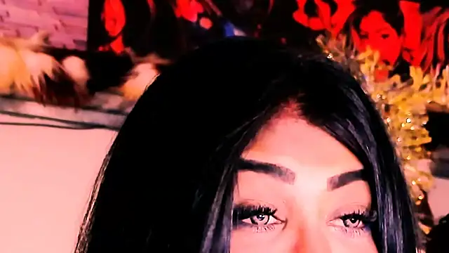 indian_dreamgirl webcam