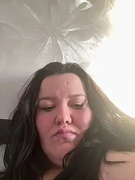 SunnyLeila2101 webcam