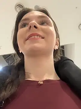 Ttixmila Live Webcam on Stripchat