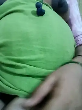 Anushasharma89 webcam