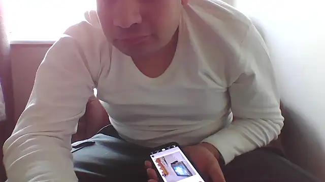 TurkishNudistMan webcam