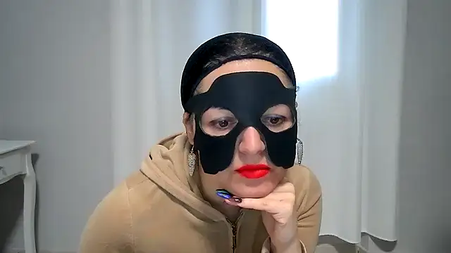 MagdaSweetishFeet webcam