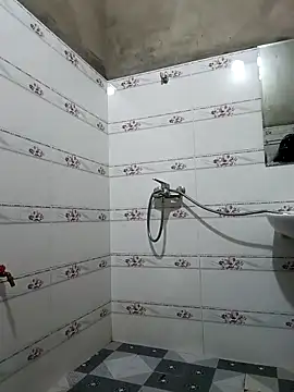 lisa-bae00 - Lisa-bae00's free webcam - UK Sex Cams