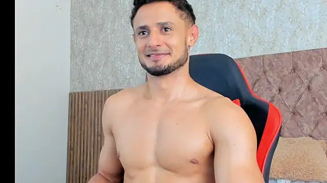 Adonys_Lewis_ webcam