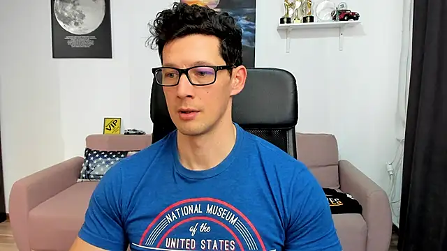 brutusk08 - BrutusK08's free webcam