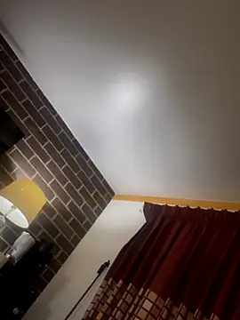 kittybooboofuxx - KITTYBOOBOOFUXX's free webcam - UK Sex Cams